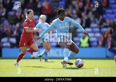 Liverpool FC gegen Manchester City FC Barclays Womens Super League PRENTON PARK TRANMERE ENGLAND 30. MÄRZ 2024 Khadija Shaw aus Manchester City während des Barclays Women’s Super League Spiels zwischen Liverpool FC und Manchester City FC im Prenton Park Tranmere am 30. März 2024 in Birkenhead, England. (Foto Alan Edwards ) Stockfoto