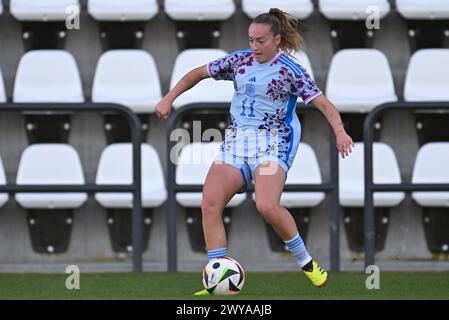 Ornella Maria Vignola Cabot (11) aus Spanien, dargestellt während eines Freundschaftsspiels zwischen den Nationalfrauen unter 23 Mannschaften aus Belgien und Spanien am Donnerstag, den 4. April 2024 in Tubize , Belgien . FOTO SPORTPIX | David Catry Stockfoto