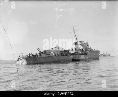 Am 29. August 1942 wurde die HMS Eridge, ein Zerstörer der britischen Jagdklasse, nach Alexandria zurückgezogen, nachdem sie von einem deutschen E-Boot, das von Steuerbord aus gezeigt wurde, torpediert wurde. Stockfoto