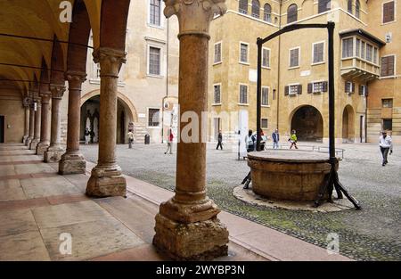 Innenhof des Palazzo del Tribunale. Verona. Veneto, Italien. Stockfoto