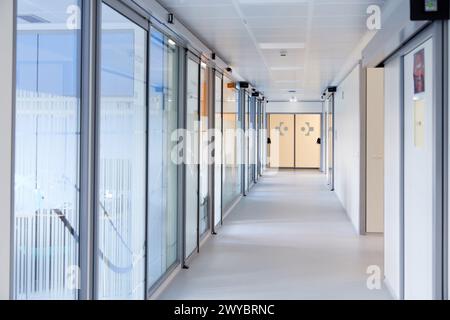 Saal, Entbindungsraum, Entbindungsstation, Krankenhaus Donostia, San Sebastian, Gipuzkoa, Baskenland, Spanien. Stockfoto