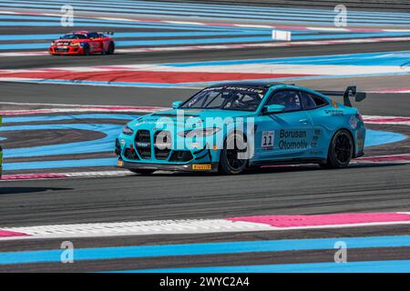 11 GEDIK Yangzi (tur), CARVALHO Ebrahim Pedro (BH), Borusan Otomotiv Motorsport, BMW M4 GT4 G82, Action während der 1. Runde der GT4 European Series 2024 mit Rafa Racing Club auf dem Circuit Paul Ricard vom 5. Bis 7. April 2024 in Le Castellet, Frankreich - Foto Marc de Mattia/DPPI Credit: DPPI Media/Alamy Live News Stockfoto