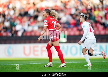 Zürich, Schweiz. April 2024. Zürich, Schweiz, 5. April 2024: Alayah Pilgrim (20 Schweiz) im Letzigrund Stadion in Zürich, Schweiz, beim Fußball-Spiel der UEFA-Womens European Qualifiers zwischen der Schweiz und der Türkei. (Daniela Porcelli/SPP) Credit: SPP Sport Press Photo. /Alamy Live News Stockfoto