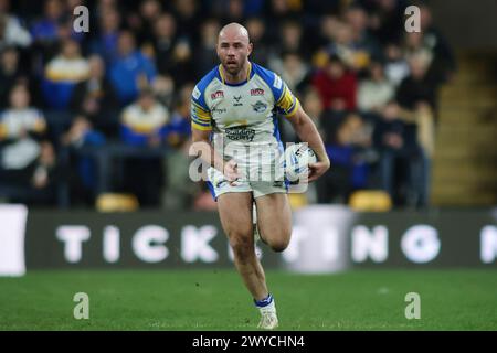 Leeds, Großbritannien. April 2024. AMT Headingley Rugby Stadium, Leeds, West Yorkshire, 5. April 2024. Betfred Super League Leeds Rhinos gegen Warrington Wölfe. Matt Frawley von Leeds Rhinos Credit: Touchlinepics/Alamy Live News Stockfoto