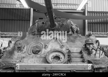 Bovington.Dorset.Vereinigtes Königreich.8. August 2023.der Sherman M4A2 Panzer aus dem Film (Fury) ist im Tank Museum in Dorset zu sehen Stockfoto