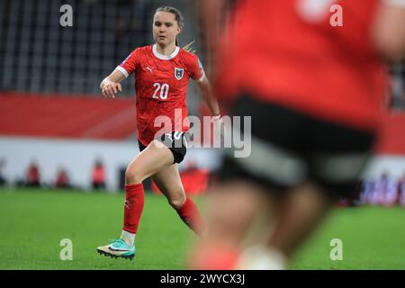 Linz, Österreich. April 2024. Linz, Österreich, 5. April 2024: Lilli Purtscheller (20 Österreich) während des UEFA-Qualifikationsspiels Österreich gegen Deutschland in Linz Tom Seiss/SPP (Tom Seiss/SPP) Credit: SPP Sport Press Photo. /Alamy Live News Stockfoto