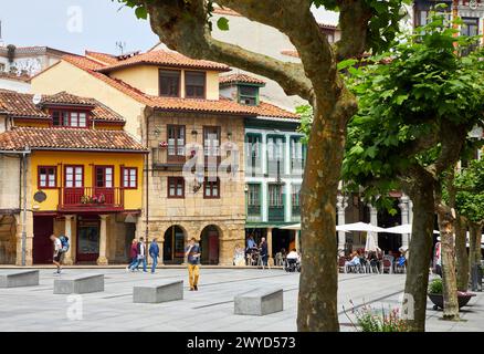 Plaza Domingo Alvarez Acebal, Calle San Francisco, Avilés, Asturias, Spanien, Europa. Stockfoto