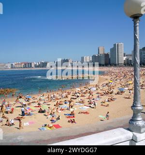 Die Strände Riazor und Orzán. La Coruña. Galicien. Spanien. Stockfoto