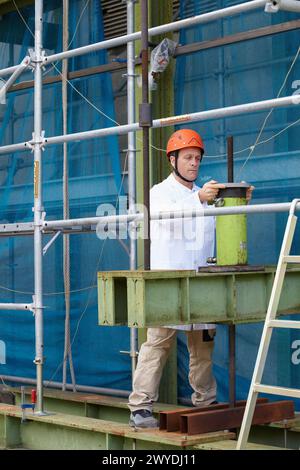 Gerüstbau, temporäre Arbeitsteams, Global Trials Certification AENOR Gerüstbau, Baustoffforschung, Tecnalia Research & Innovation, Zamudio, Bizkaia, Baskenland, Spanien. Stockfoto