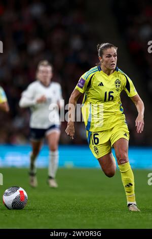 Filippa Angeldal aus Schweden am Freitag, den 5. April 2024, im Wembley Stadium in London beim Gruppenspiel der Frauen der UEFA Women European Championship League A. (Foto: Tom West | MI News) Credit: MI News & Sport /Alamy Live News Stockfoto