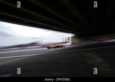 Erstaunlich Auto Wahrend Der Fahrt Ausgegangen Bild