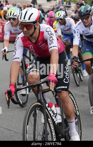 Le Mans, Frankreich. April 2024. COQUARD Bryan VON COFIDIS Post während der Région Pays de la Loire Tour 2024, Radrennen Stage 4, Marolles-les-Braults - Le Mans (174, 9 km) am 5. April 2024 in Le Mans, Frankreich - Foto Laurent Lairys/ABACAPRESS.COM Credit: Abaca Press/Alamy Live News Stockfoto