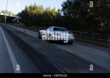 Das Meisterwerk der Flügeltüre, der Mercedes AMG SLS Stockfoto