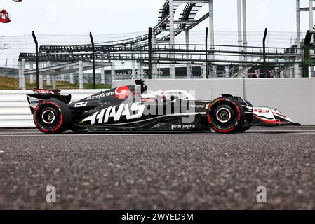 Suzuka, Japan. April 2024. Kevin Magnussen (DEN) Haas VF-24. 06.04.2024. Formel-1-Weltmeisterschaft, Rd 4, Großer Preis Von Japan, Suzuka, Japan, Qualifizierender Tag. Das Foto sollte lauten: XPB/Alamy Live News. Stockfoto