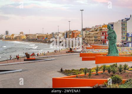 Denkmal für Alfredo Kraus von Victor Ochoa an der Playa de Las Canteras auf Gran Canaria, Spanien Stockfoto