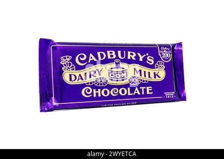 Cadbury Dairy Milk 1915 Limited Edition Wrapper zum 200-jährigen Bestehen von Cadbury’s Schokolade. Stockfoto