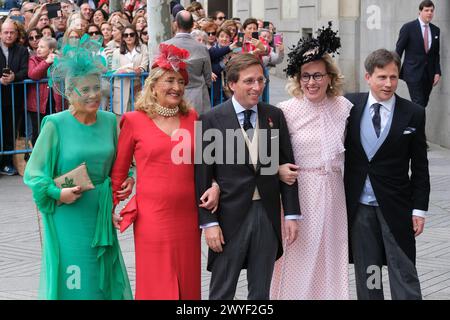 Casilda Martínez-Almeida während der Hochzeit von Jose Luis Martinez-Almeida mit Teresa Urquijo in der Pfarrei San Francisco de Borja, 6. April 2024, i Stockfoto