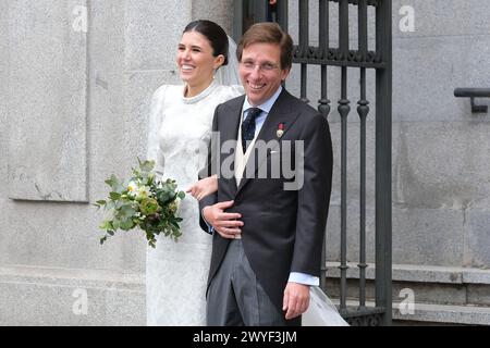 Madrid, Spanien. April 2024. Jose Luis Martinez-Almeida während der Hochzeit von Jose Luis Martinez-Almeida mit Teresa Urquijo in der Pfarrei San Francisco de Borja am 6. April 2024 in Madrid, Spanien. (Foto: Oscar Gonzalez/SIPA USA) Credit: SIPA USA/Alamy Live News Stockfoto