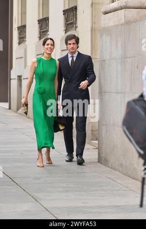 Madrid. Spanien. 20240406, Sofia Palazuelo, Fernando Fitz-James Stuart, kommt zur Hochzeit von José Luis Martinez Almeida, Major von Madrid, und Teresa Urquijo in der Sagrado Corazon und San Francisco de Borja Kirche am 6. April 2024 in Madrid, Spanien Stockfoto