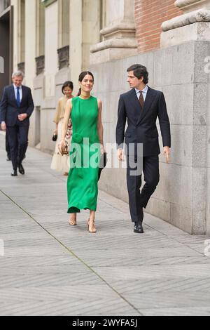 Madrid. Spanien. 20240406, Sofia Palazuelo, Fernando Fitz-James Stuart, kommt zur Hochzeit von José Luis Martinez Almeida, Major von Madrid, und Teresa Urquijo in der Sagrado Corazon und San Francisco de Borja Kirche am 6. April 2024 in Madrid, Spanien Stockfoto