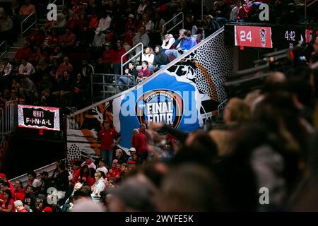 Cleveland, Ohio, USA. April 2024. NCAA Women’s Final Four Turnier in Cleveland, Ohio. (Kindell Buchanan/Alamy Live News) Stockfoto