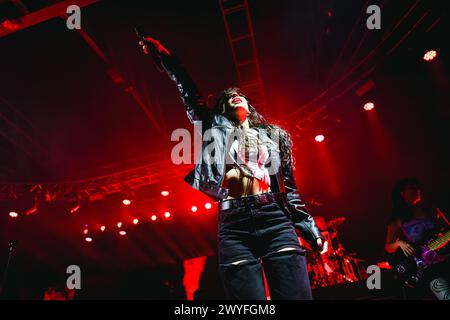 Mailand, Italien. April 2024. Fletcher tritt live auf der in Search of the Antidote Tour in Fabrique in Mailand, Italien, am 1. April 2024 auf. (Foto: Alessandro Bremec/NurPhoto) Credit: NurPhoto SRL/Alamy Live News Stockfoto