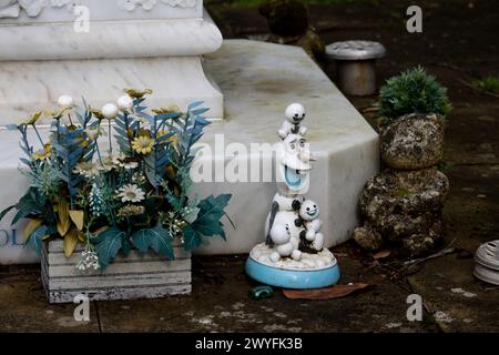 Kinderdenkmal, Widney Manor Cemetery, Solihull, West Midlands, England, UK Stockfoto