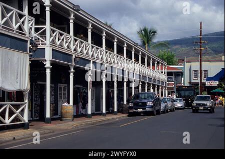 Maui, Hawaii, USA - Lahaina, Pioneer Inn. Vor dem Brand von 2023. Stockfoto