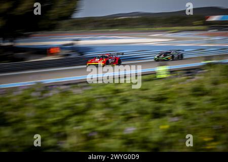 911 MALYKHIN Aliaksandr (gbr), BACHLER Klaus (aut), STURM Joel (ger), Pure Racing, Porsche 911 GT3 R (992), Action während der 1. Runde der Fanatec GT World Challenge 2024 angetrieben von AWS auf dem Circuit Paul Ricard, vom 5. Bis 7. April 2024 in Le Castellet, Frankreich Stockfoto