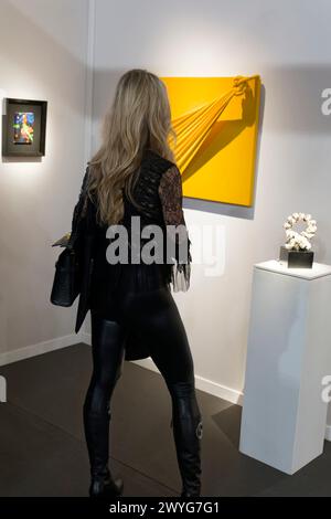 Paris, Frankreich. April 2024. Art Paris Fair Preview 2024 am 03. April 2024 in Paris, Frankreich. Stockfoto