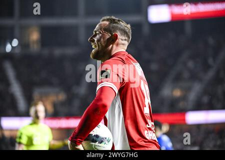 Antwerpen, Belgien. April 2024. Der Antwerpener Vincent Janssen reagiert auf ein Fußballspiel zwischen Royal Antwerp FC und KRC Genk am Samstag, den 6. April 2024 in Antwerpen, am 2. Tag (von 10) der Play-offs der Champions der ersten Liga der „Jupiler Pro League“ 2023-2024 in der belgischen Meisterschaft. BELGA FOTO TOM GOYVAERTS Credit: Belga Nachrichtenagentur/Alamy Live News Stockfoto