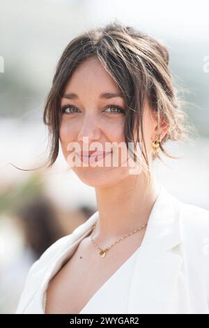 Cannes, Frankreich. April 2024. Teilnahme am Photocall im Rahmen des 7. CannesSeries International Festivals in Cannes, Frankreich am 06. April 2024. Foto: Aurore Marechal/ABACAPRESS.COM Credit: Abaca Press/Alamy Live News Stockfoto