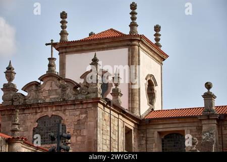 Schöne Aufnahme der Kathedrale unserer Lieben Frau von der Himmelfahrt in Lamego, Portugal Stockfoto