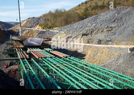 Bau des Viadukts, Arbeiten am neuen Bahnsteig im Baskenland, Hochgeschwindigkeitszug ´Baskisch Y´ Legorreta, Ikaztegieta, Gipuzkoa, Baskenland, Spanien. Stockfoto