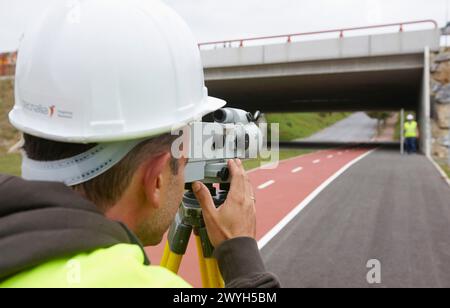 Prüflastprüfung, Surveyor, Forschung zu Baustoffen, Tecnalia Research & Innovation, Zamudio, Bizkaia, Baskenland, Spanien. Stockfoto