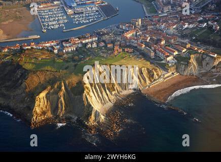 Flysch, Zumaia, Gipuzkoa, Baskenland, Spanien. Stockfoto