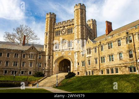 Blair Hall an der Princeton University zur schönen Frühlingssonnenstunde Stockfoto