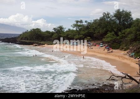 Makena Beach oder Big Beach ist ein beliebter Urlaubsort zum Schwimmen und Sonnenbaden auf der Insel Maui, Hawaii Stockfoto