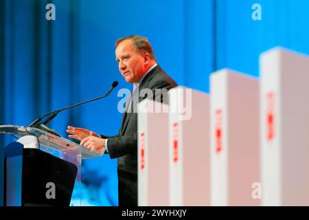 Bukarest, Rumänien. April 2024. Stefan Lofven, Präsident der Sozialdemokratischen Partei Europas (SPE), spricht am 6. April 2024 im Parlamentspalast in Bukarest (Rumänien) zu einem Treffen der Parteivorsitzenden. Quelle: Cristian Cristel/Xinhua/Alamy Live News Stockfoto