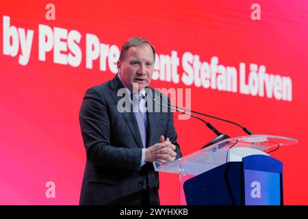 Bukarest, Rumänien. April 2024. Stefan Lofven, Präsident der Sozialdemokratischen Partei Europas (SPE), spricht am 6. April 2024 im Parlamentspalast in Bukarest (Rumänien) zu einem Treffen der Parteivorsitzenden. Quelle: Cristian Cristel/Xinhua/Alamy Live News Stockfoto