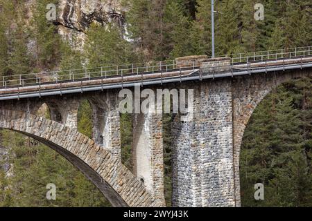 Panoramablick auf die Wiesen Viadukt vom Südaussichtspunkt. Stockfoto