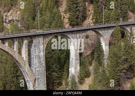 Panoramablick auf die Wiesen Viadukt vom Südaussichtspunkt. Stockfoto