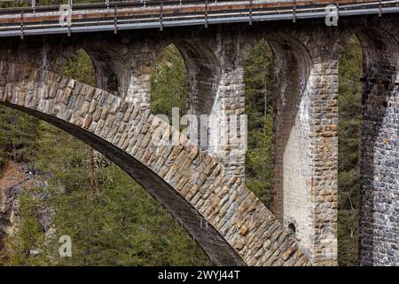 Detailansicht des Wiesen Viadukts vom Südaussichtspunkt. Stockfoto