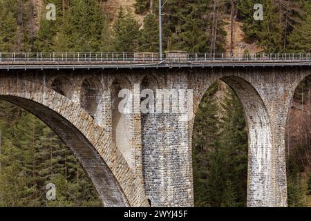 Detailansicht des Wiesen Viadukts vom Südaussichtspunkt. Stockfoto