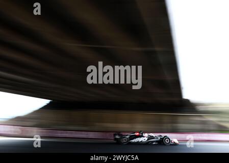 Suzuka, Japan. April 2024. Kevin Magnussen (DEN) Haas VF-24. Formel-1-Weltmeisterschaft, Rd 4, großer Preis von Japan, Sonntag, 7. April 2024. Suzuka, Japan. Quelle: James Moy/Alamy Live News Stockfoto