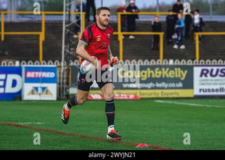 Castleford, Yorkshire, Großbritannien. April 2024. Super League Rugby: Castleford Tigers gegen Salford Red Devils im Ming-A-hose Jungle Stadium. Marc Sneyd Stockfoto