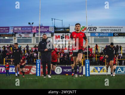 Castleford, Yorkshire, Großbritannien. April 2024. Super League Rugby: Castleford Tigers gegen Salford Red Devils im Ming-A-hose Jungle Stadium. SAM STONE Stockfoto