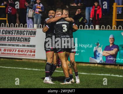 Castleford, Yorkshire, Großbritannien. April 2024. Super League Rugby: Castleford Tigers gegen Salford Red Devils im Ming-A-hose Jungle Stadium. NENE MACDO Stockfoto