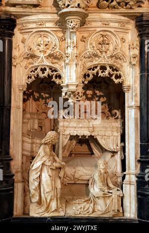 Frankreich, Ain, Bourg en Bresse, königliches Kloster von Brou im Jahre 2018 restauriert, die Kirche des Heiligen Nicolas de Tolentino Meisterwerk der extravaganten Gotik, die Kapelle der Marguerite, das Altaraufsatz der sieben Freuden der Jungfrau Stockfoto