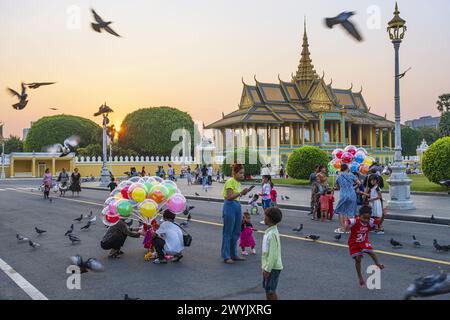 Kambodscha, Phnom Penh, Preah Tinang Chan Chhaya Pavillon des Königspalastes Stockfoto